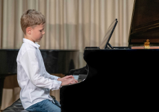 žákovskký koncert